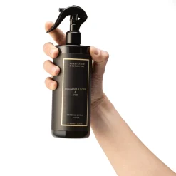 Ambientador textil Cerería Mollá Bulgarian Rose & Oud(500 ml)