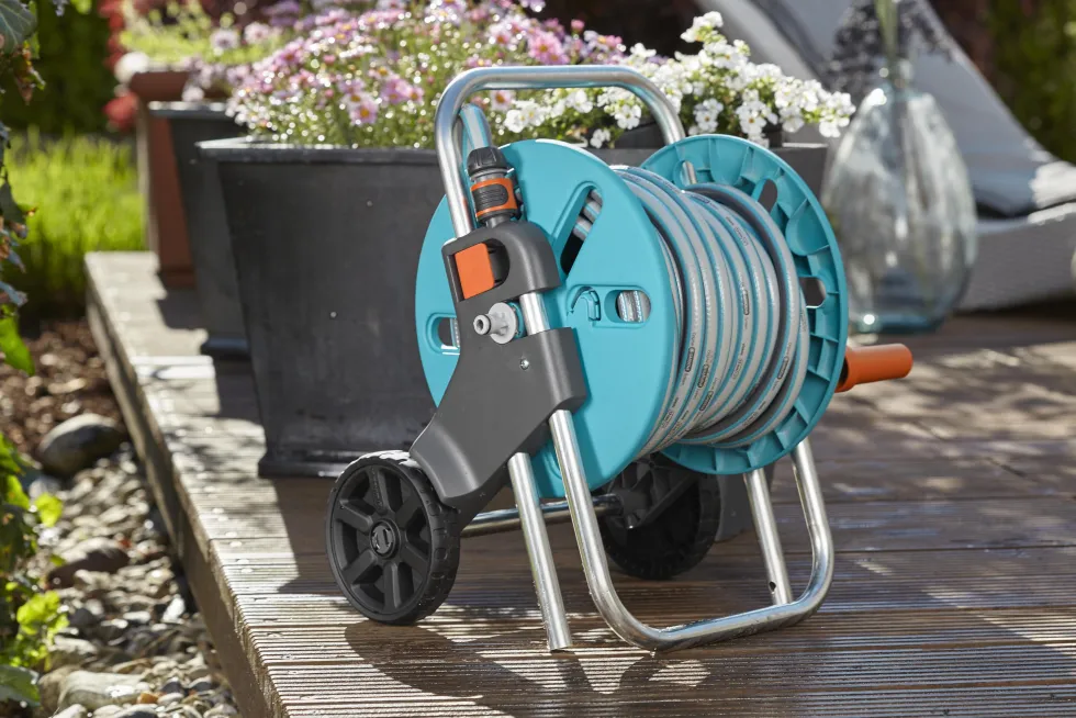 Carro portamanguera equipado jardines pequeños