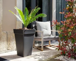Maceta de plástico Artevasi taupe Capri cuadrada alta