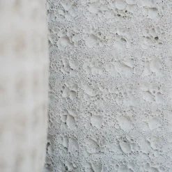 Maceta Fronda Angkor blanco (Jarrón Anong)