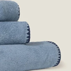 Toalla de baño con pespunte Unimax
